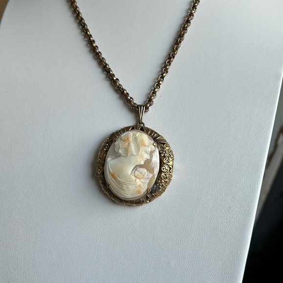 Jewelry - Vintage Brass Bold Carved Shell Cameo Dimensional Lady Floral Pendant w Chain